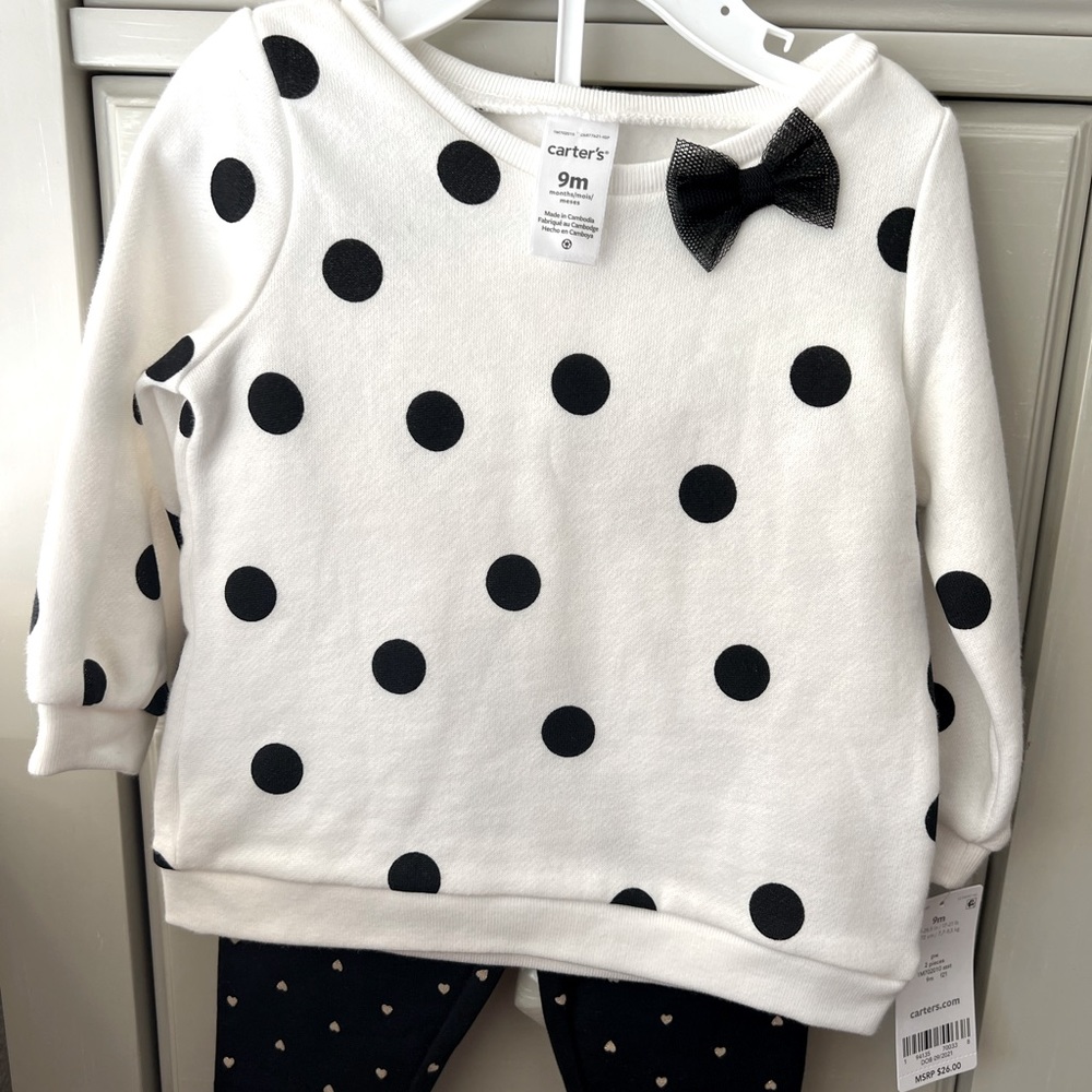 Carters 2 piece set!